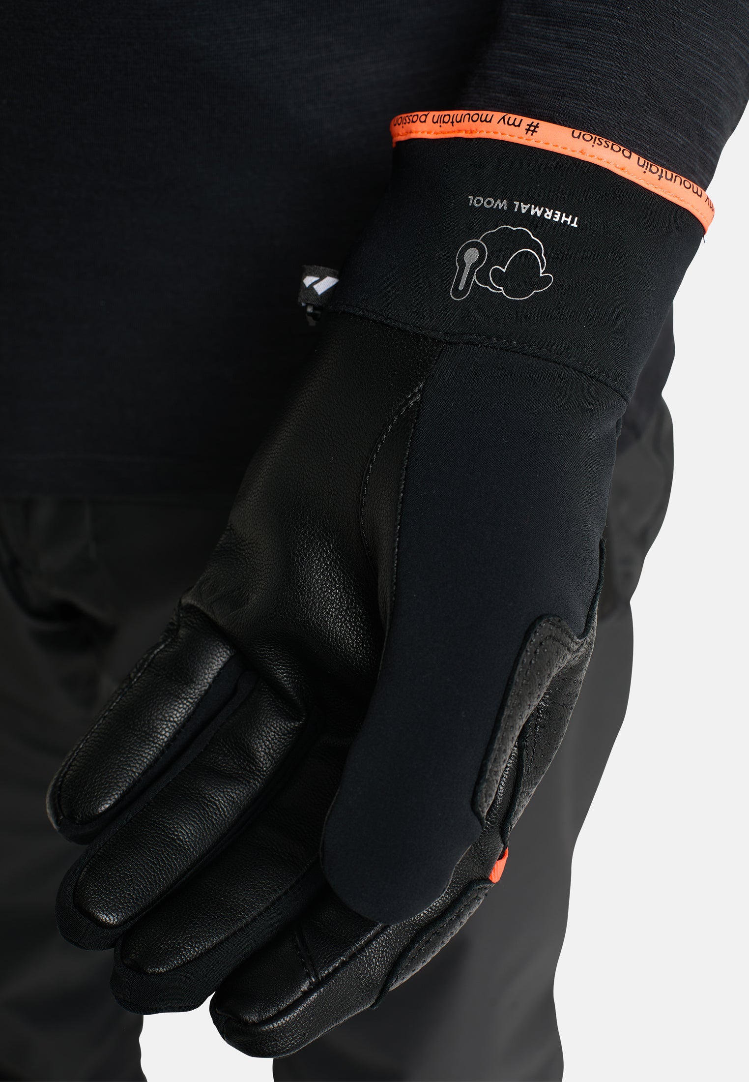 zanier-weisskugel-outdoor-handschuhe-schwarz-touch-softshell image 3