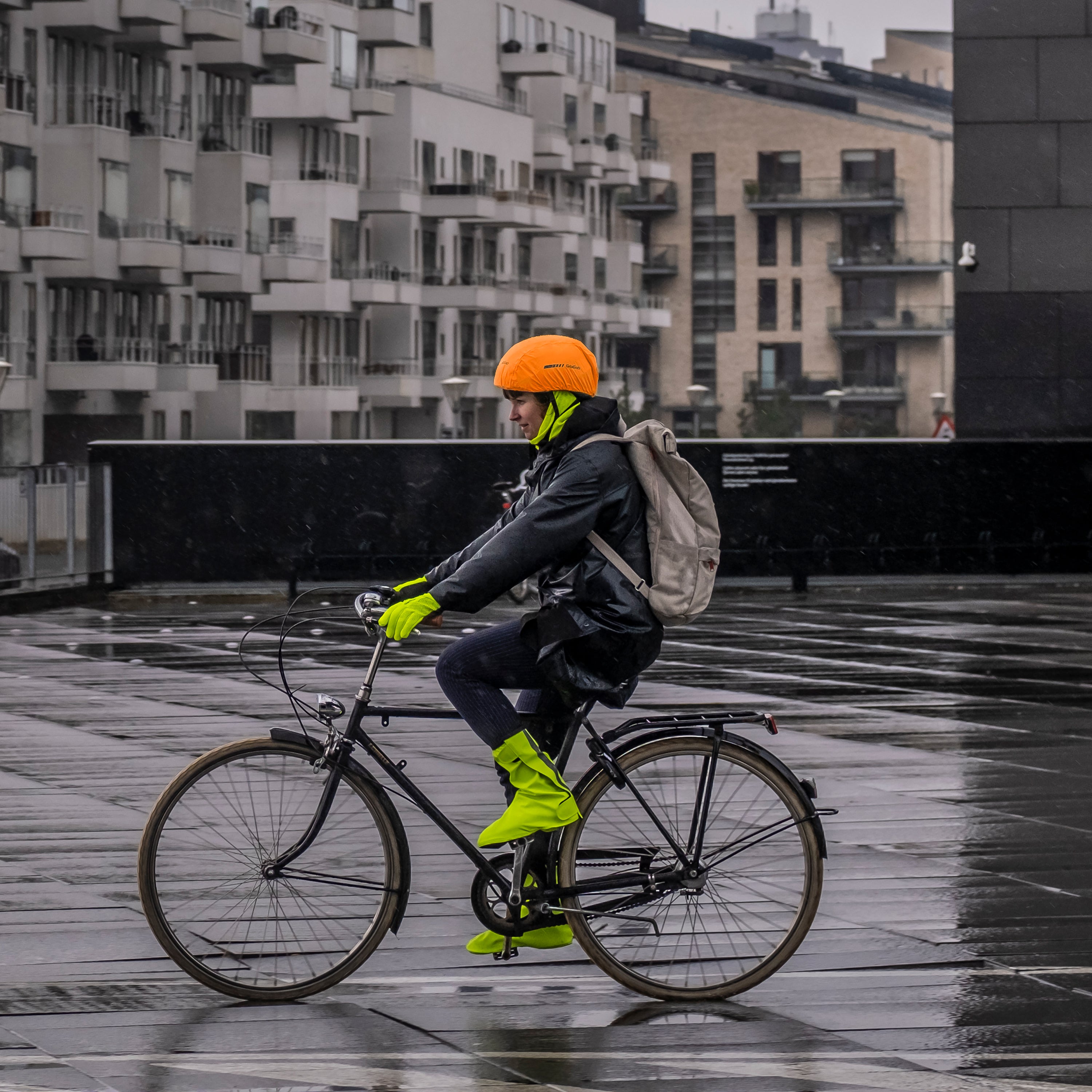 gripgrab-ride-helm-berzug-wasserdicht-orange-hi-vis image 6
